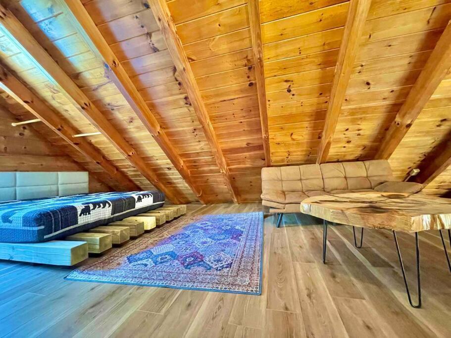Modern Lake Side Nest• Hotub Fenced Yard King Beds Sevierville Bagian luar foto